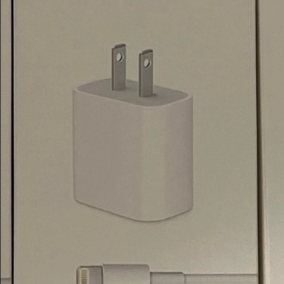 Lightening chargers - Picture 1 of 1